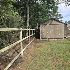 6-Foot-Alta-Premium-Wood-Fence-Installation-in-Navarre-Florida 2