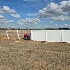 Large-Scale-Vinyl-Privacy-Fence-Installation-Serving-Century-FL 2