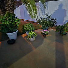 Premium-Vinyl-Privacy-Fence-with-Integrated-Post-Cap-Lighting-Pensacola-FL 1